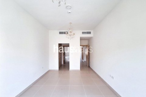 Townhouse in Dubai Land, Dubai, UAE 3 bedrooms, 244 sq.m. № 626033 - photo 12