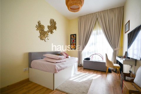 فيلا للبيع في البحيرات، دبي، الإمارات العربية المتحدة 4 غرفة نوم ، 553 متر مربع ، رقم 626030 - صورة 11