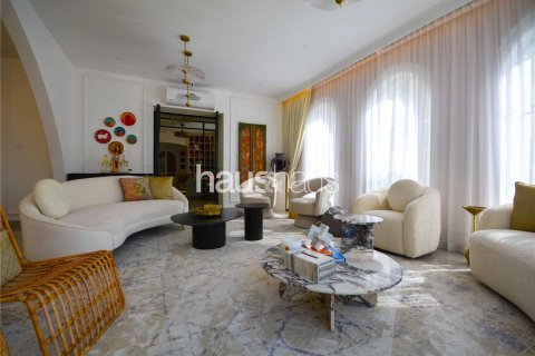 فيلا للبيع في البحيرات، دبي، الإمارات العربية المتحدة 4 غرفة نوم ، 553 متر مربع ، رقم 626030 - صورة 15
