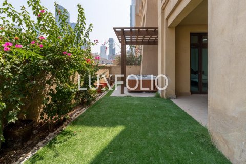 Müüa korter asukohaga Downtown Dubai (Downtown Burj Dubai), AÜE: 2 magamistoaga, 205 m² Nr 627709 - pilt 3