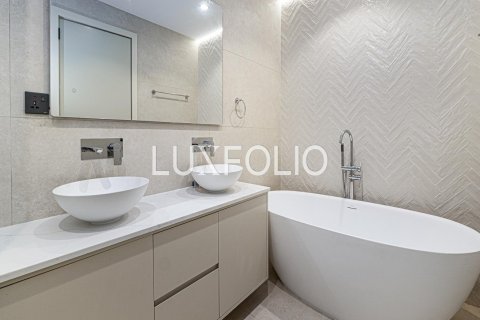 Müüa korter asukohaga Downtown Dubai (Downtown Burj Dubai), AÜE: 2 magamistoaga, 205 m² Nr 627709 - pilt 10