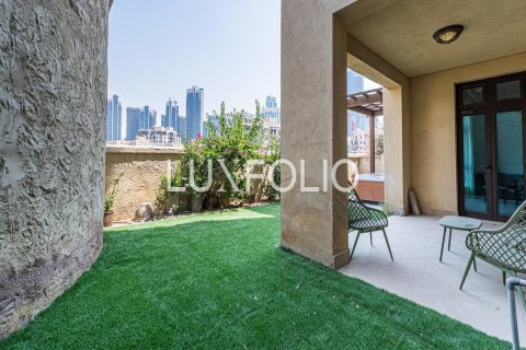 Müüa korter asukohaga Downtown Dubai (Downtown Burj Dubai), AÜE: 2 magamistoaga, 205 m² Nr 627709 - pilt 1