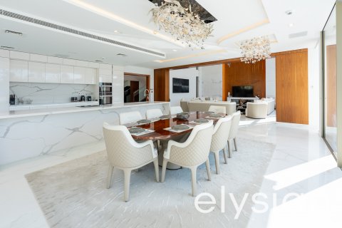 Vila v Palm Jumeirah, Dubai, SAE 6 ložnice, 904 m² Č.: 586261 - fotografie 9