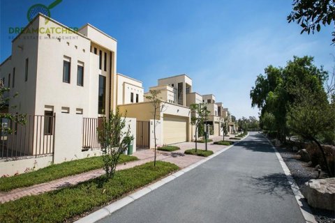 Shtëpi në qytet në Mina Al Arab, Ras Al Khaimah, Emiratet e Bashkuara Arabe 2 dhoma gjumi, 169.6 m2. № 588785 - Foto 1