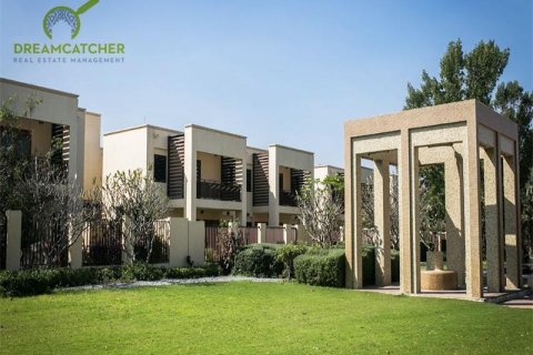 Shtëpi në qytet në Mina Al Arab, Ras Al Khaimah, Emiratet e Bashkuara Arabe 2 dhoma gjumi, 169.6 m2. № 588785 - Foto 4