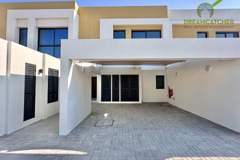 Зняти в оренду таунхаус в Mina Al Arab, Рас-эль-Хайма, ОАЕ 3 спальні, 233.6м2, № 588778 - фото 28