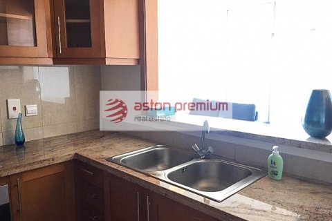 Apartment in The Views, Dubai, UAE 1 bedroom, 90.9 sq.m. № 623955 - photo 12
