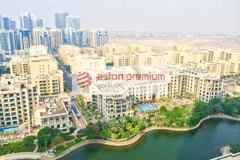 Apartment in The Views, Dubai, UAE 1 bedroom, 90.9 sq.m. № 623955 - photo 7