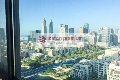 Apartment in The Views, Dubai, UAE 1 bedroom, 90.9 sq.m. № 623955 - photo 18