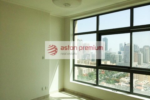 Apartment in The Views, Dubai, UAE 1 bedroom, 90.9 sq.m. № 623955 - photo 6