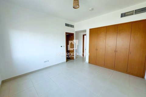 Villa in Serena, Dubai, UAE 2 bedrooms, 174 sq.m. № 593165 - photo 8