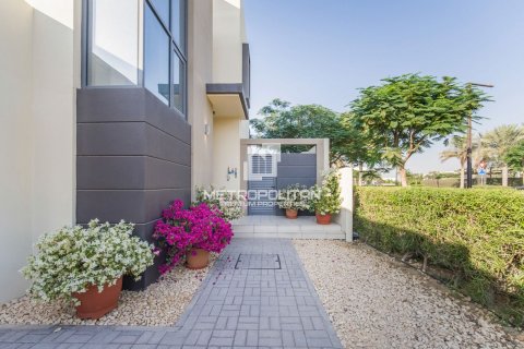 Vilë në Dubai Hills Estate, Dubai, Emiratet e Bashkuara Arabe 4 dhoma gjumi, 268 m2. № 592053 - Foto 18