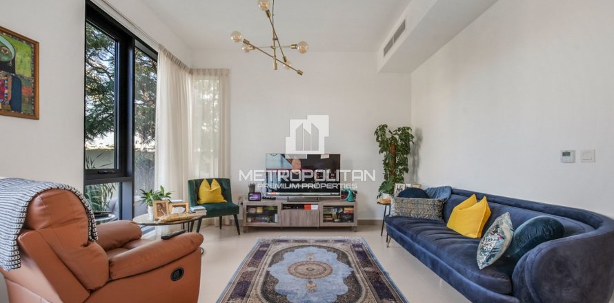 Vilë në Dubai Hills Estate, Dubai, Emiratet e Bashkuara Arabe 4 dhoma gjumi, 268 m2. № 592053