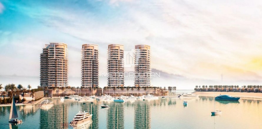 Apartment in Al Hamra Village, Ras Al Khaimah, UAE 3 bedrooms, 180 sq.m. № 592105