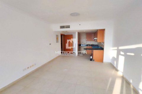 Apartment in Jumeirah Lake Towers, Dubai, UAE 42 sq.m. № 592156 - photo 1