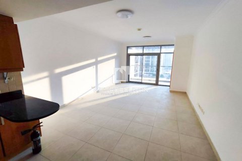 Apartment in Jumeirah Lake Towers, Dubai, UAE 42 sq.m. № 592156 - photo 3
