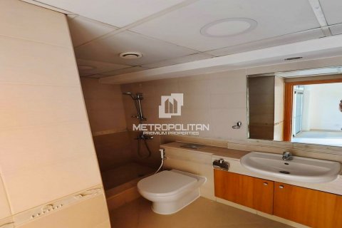 Apartment in Jumeirah Lake Towers, Dubai, UAE 42 sq.m. № 592156 - photo 9