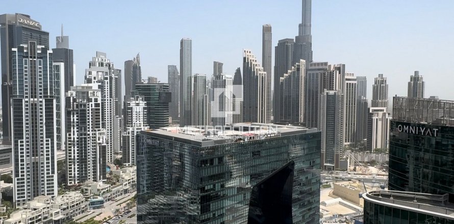 Apartamento en Business Bay, Dubai, EAU 3 dormitorios, 239 m² № 592159