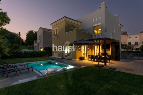 Villa in Dubai Sports City, UAE 5 bedrooms, 353 sq.m. № 626323 - photo 7