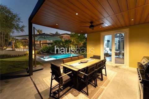 Villa in Dubai Sports City, UAE 5 bedrooms, 353 sq.m. № 626323 - photo 17
