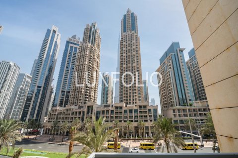 Apartment in Downtown Dubai (Downtown Burj Dubai), Dubai, UAE 2 bedrooms, 130 sq.m. № 627856 - photo 2
