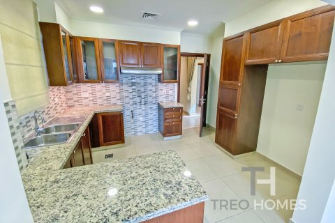 Vilë në Arabian Ranches 2, Dubai, Emiratet e Bashkuara Arabe 4 dhoma gjumi, 300 m2. № 595583 - Foto 5