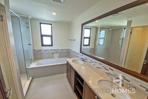 Vilë në Arabian Ranches 2, Dubai, Emiratet e Bashkuara Arabe 4 dhoma gjumi, 300 m2. № 595583 - Foto 18