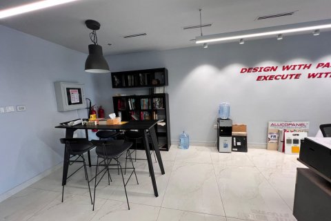 مكتب للبيع في أبراج بحيرة جميرا، دبي، الإمارات العربية المتحدة 73 متر مربع ، رقم 595075 - صورة 2