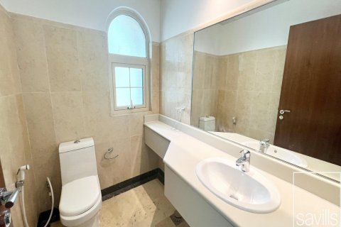 Vila v Jumeirah Islands, Dubai, SAE 4 ložnice, 956 m² Č.: 610919 - fotografie 13