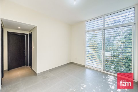 Řadový dům v Dubai, SAE 4 ložnice, 303.3 m² Č.: 622849 - fotografie 1