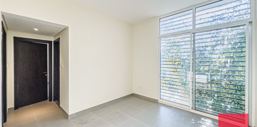 Řadový dům v Dubai, SAE 4 ložnice, 303.3 m² Č.: 622849