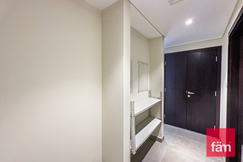 Řadový dům v Dubai, SAE 4 ložnice, 303.3 m² Č.: 622849 - fotografie 18