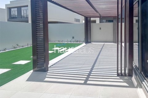 Vilë në Dubai South (Dubai World Central), Dubai, Emiratet e Bashkuara Arabe 4 dhoma gjumi, 326 m2. № 626572 - Foto 21