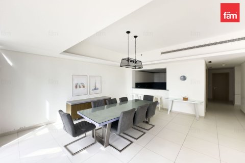 Apartment in Downtown Dubai (Downtown Burj Dubai), UAE 3 bedrooms, 204 sq.m. № 625034 - photo 6