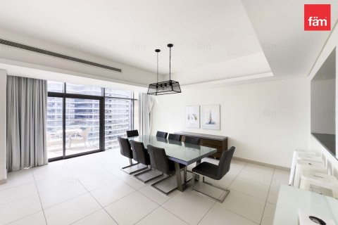 Apartment in Downtown Dubai (Downtown Burj Dubai), UAE 3 bedrooms, 204 sq.m. № 625034 - photo 9