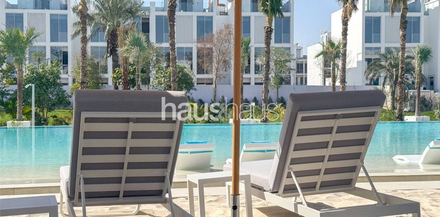 Řadový dům v Al Barari, Dubai, SAE 4 ložnice, 459 m² Č.: 625266