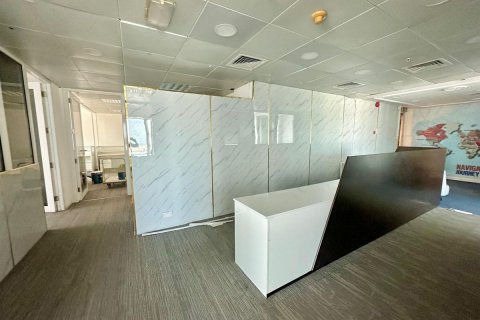 Escritório para arrendamento em Sheikh Zayed Road, Dubai, EAU 186 m2 № 594869 - foto 8