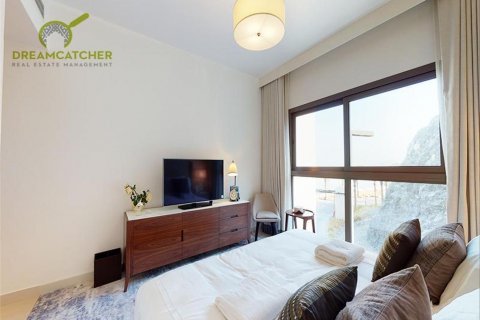 Appartement te koop in Sharm, Fujairah, VAE 2 slaapkamers, 118.6 vr.m., nr 588443 - foto 16