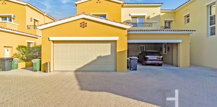 Villa itt: Arabian Ranches, Dubai, EAE, 2 hálószoba, 203 m², azonosító: 586450