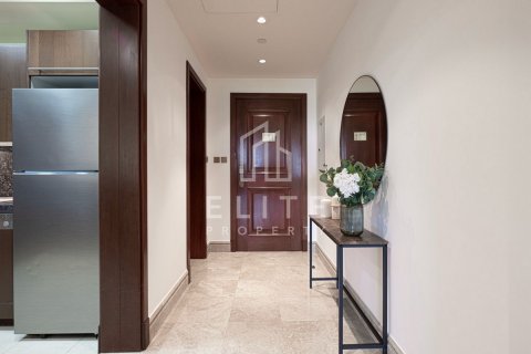 Apartment in Palm Jumeirah, Dubai, UAE 1 bedroom, 126 sq.m. № 623570 - photo 3