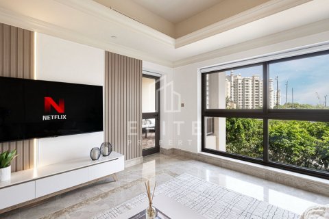 Apartment in Palm Jumeirah, Dubai, UAE 1 bedroom, 126 sq.m. № 623570 - photo 4