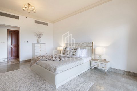 Apartment in Palm Jumeirah, Dubai, UAE 1 bedroom, 126 sq.m. № 623570 - photo 8