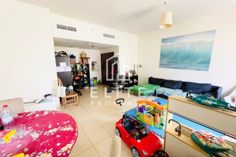 Apartment in Jumeirah Beach Residence, Dubai, UAE 1 bedroom, 136 sq.m. № 623569 - photo 3