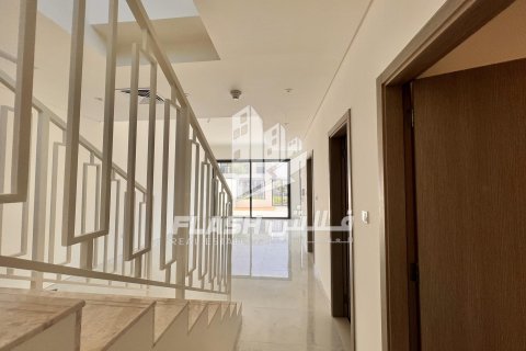 خانه شهری برای فروش در  Mina Al Arab، Ras Al Khaimah، امارات متحده عربی  3 خوابه ، 237.6 متر مربع ، شماره 611746 - تصویر 2