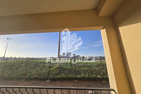 Wohnung zum Verkauf in Al Hamra Village, Ras Al Khaimah, VAE 2 Schlafzimmer, 100 m2 Nr. 611753 - Foto 1