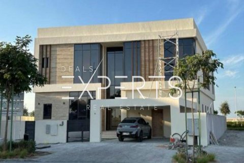 Müüa villa on the Yas Island, Abu Dhabi, AÜE: 6 magamistoaga, 749.9 m² Nr 557251 - pilt 3