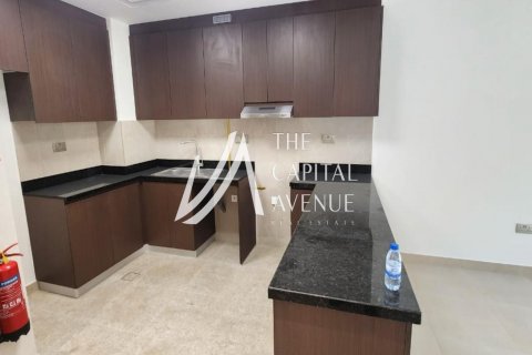 Townhouse in Khalifa City, Abu Dhabi, UAE 3 bedrooms, 172 sq.m. № 605080 - photo 15