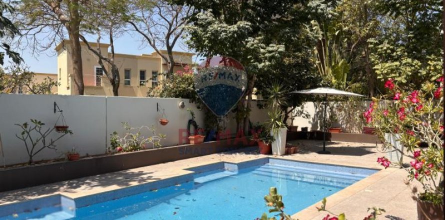 Villa itt: Meadows, Dubai, EAE, 4 hálószoba, 576 m², azonosító: 590776