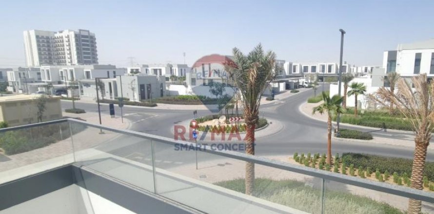 Shtëpi në qytet në Al Furjan, Dubai, Emiratet e Bashkuara Arabe 4 dhoma gjumi, 322.1 m2. № 590777