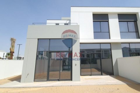 Shtëpi në qytet në Al Furjan, Dubai, Emiratet e Bashkuara Arabe 4 dhoma gjumi, 322.1 m2. № 590777 - Foto 4